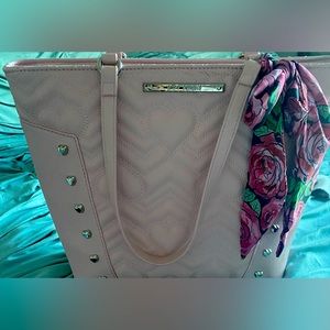 Betsy Johnson pink heart purse